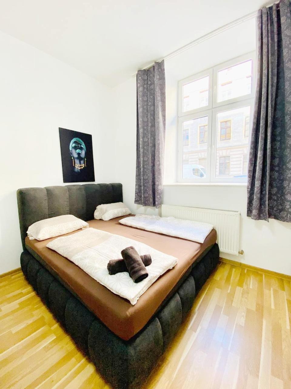 Family Studio- 7 Minutes To Schoenbrunn Palace Apartment Wien